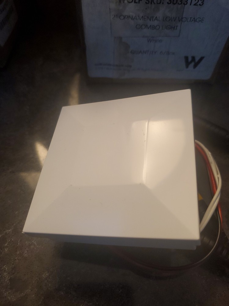 black white Ornamental Low Voltage Combo Post Cap Light 2" x 2" (6 pack)wolf