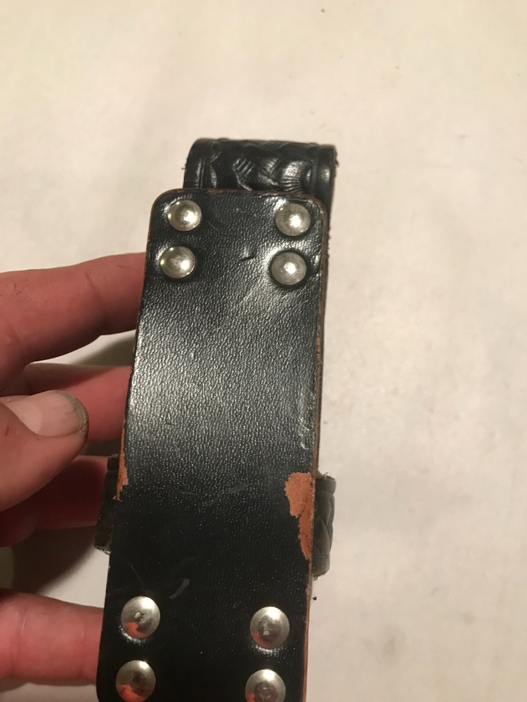 Basketweave Pepper Spray Holder