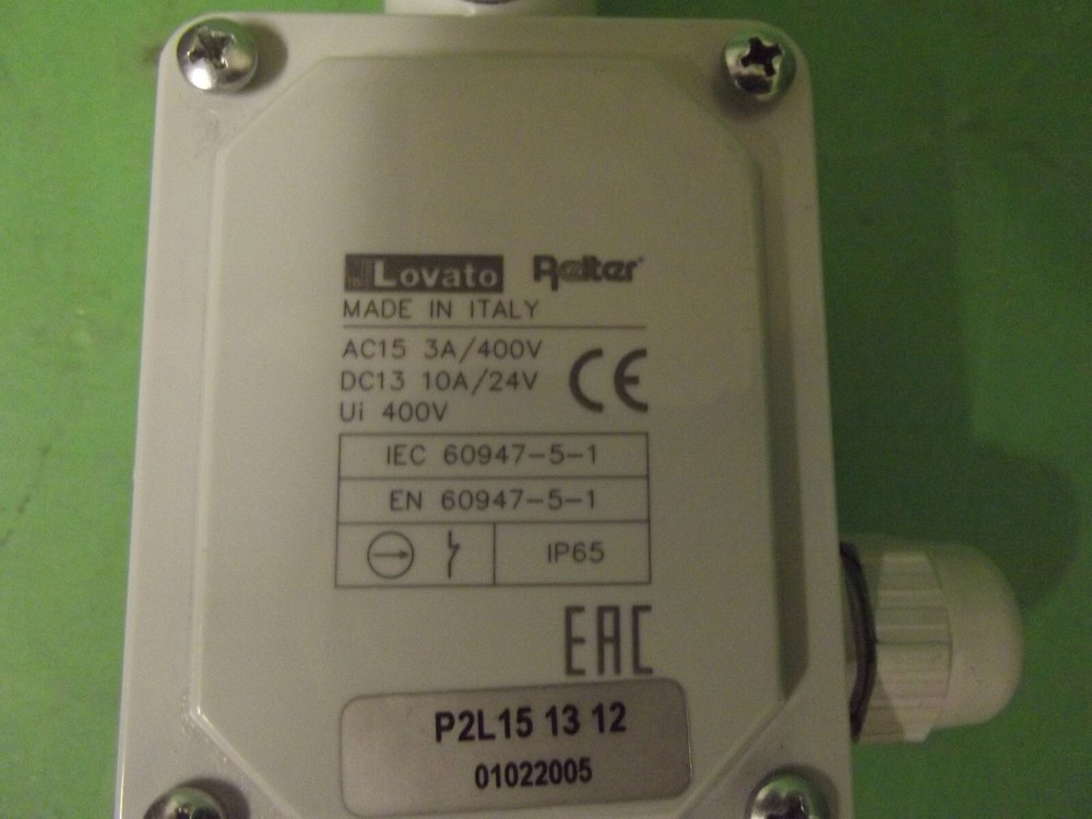 Lovato Pull switch 2Z 2R 120N with a reset button P2L151312