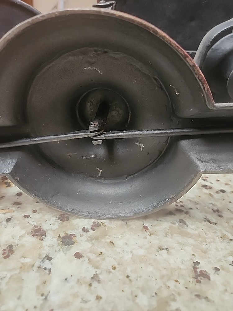 Vintage Cast Iron Scale