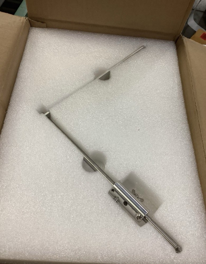 Adjustable spindle size Adjustable from 1-3 inches Core Holder Label width 4.72