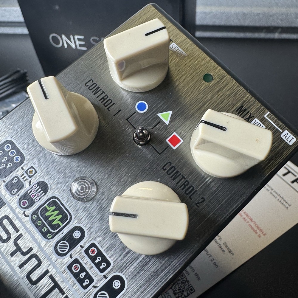 Source Audio C4 Synth Guitar Effects Pedal