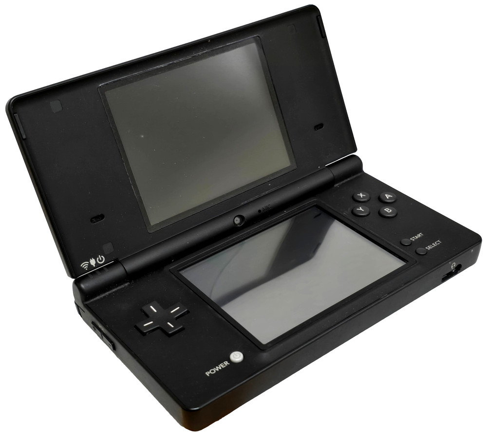 Nintendo Black DSi Console + USB Charger