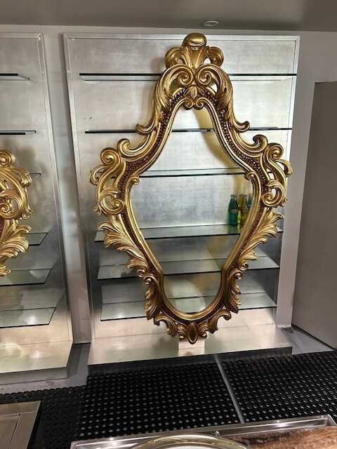 exceptional Bar shelf - high end quality with heavy baseboard
