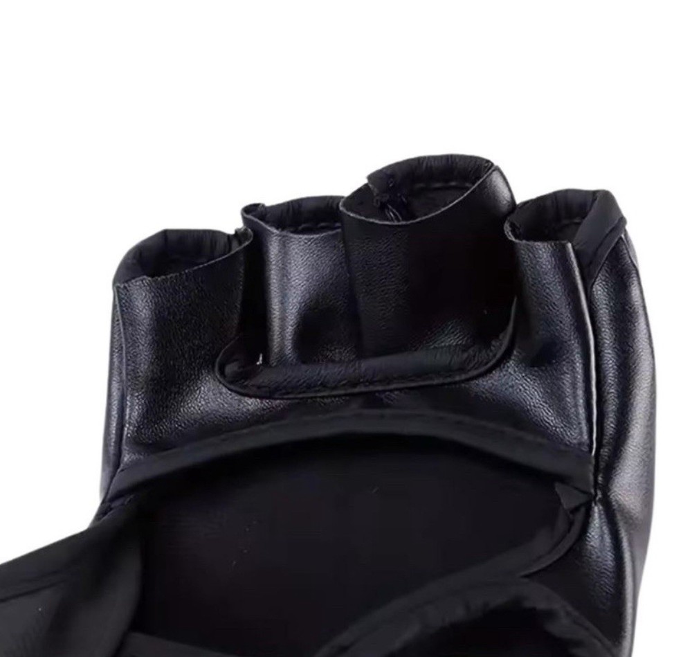 MMA Training Gloves. Kickboxing. NEW
