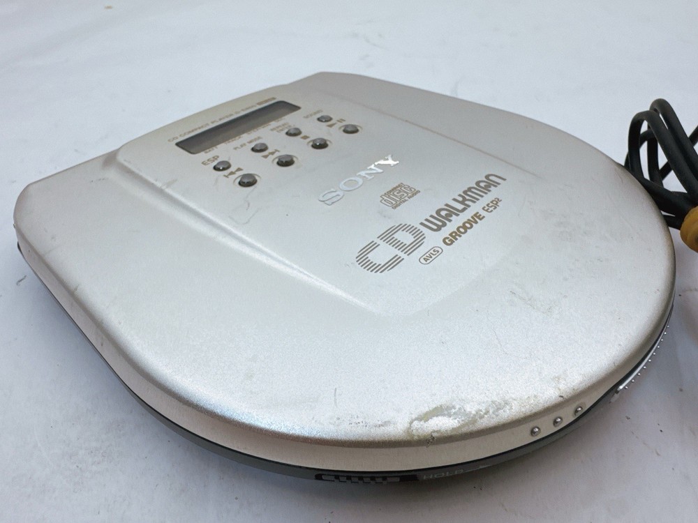 Sony D-E800 CD Walkman Portable ESP Player with Remote Tested Working