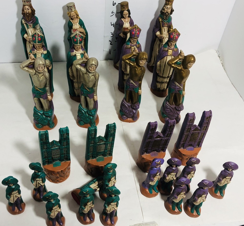 Vintage Hand Painted Chess Figures (29)