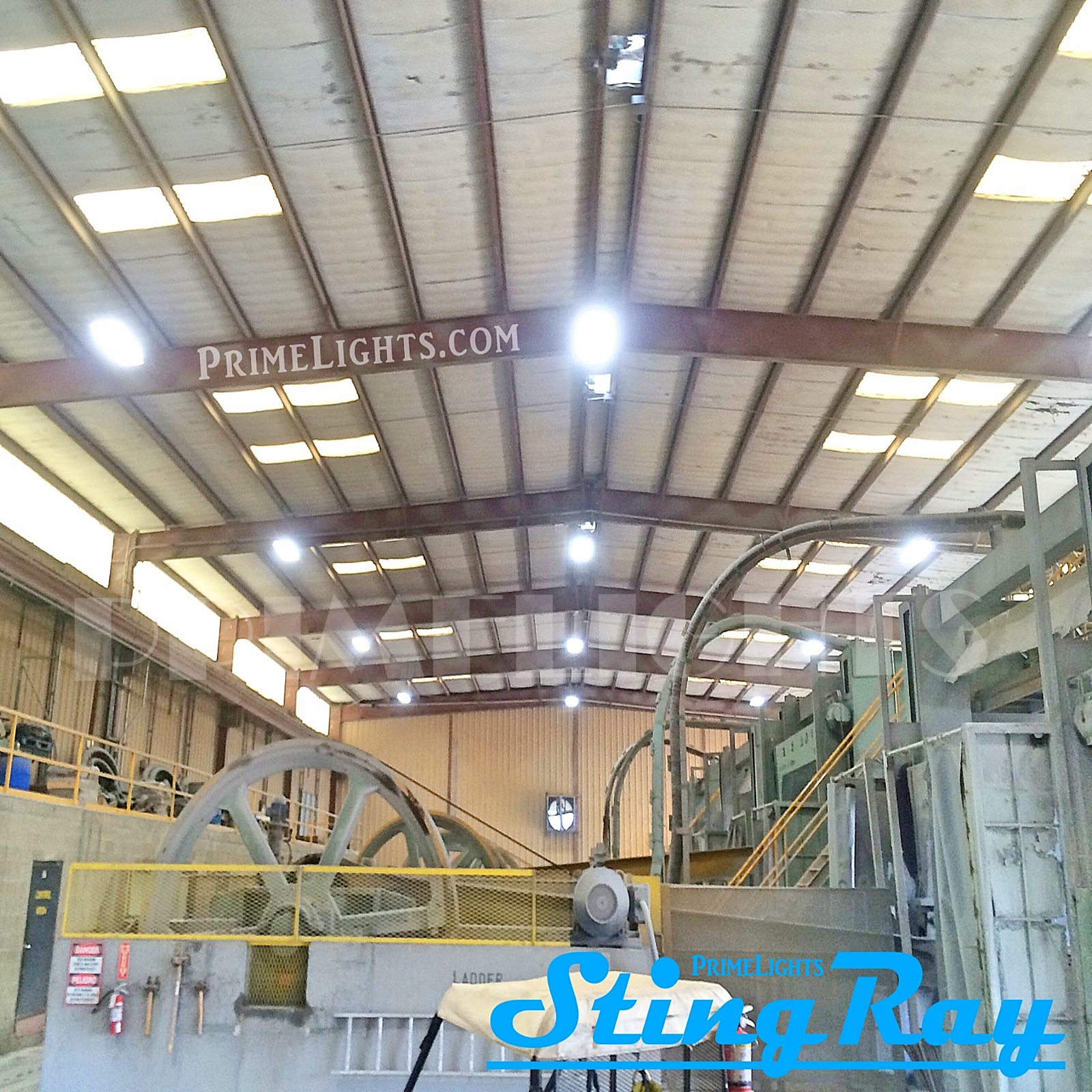 SUPER BRIGHT LED SHOP LIGHT Ultimate Garage Utility Shop Light Made in USA 5000K