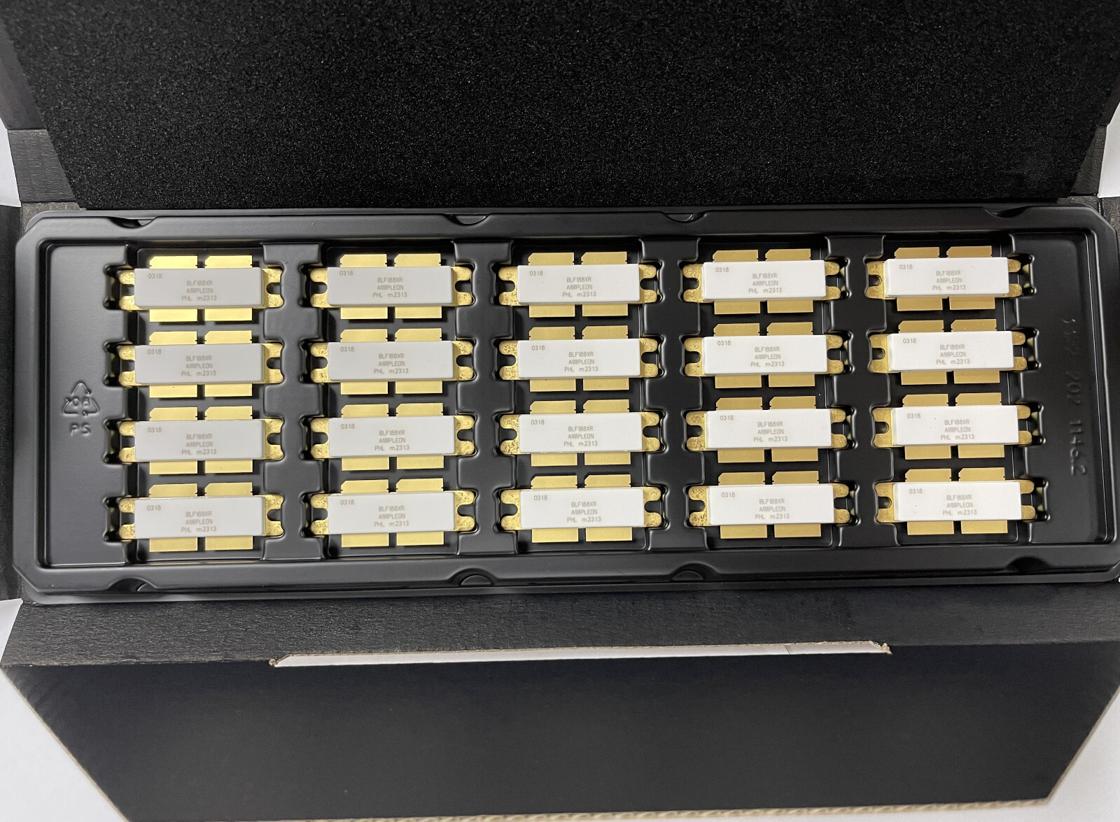 AMPLEON BLF188XR Power LDMOS transistor HF to 600 MHz 1400W New Original 1PCS