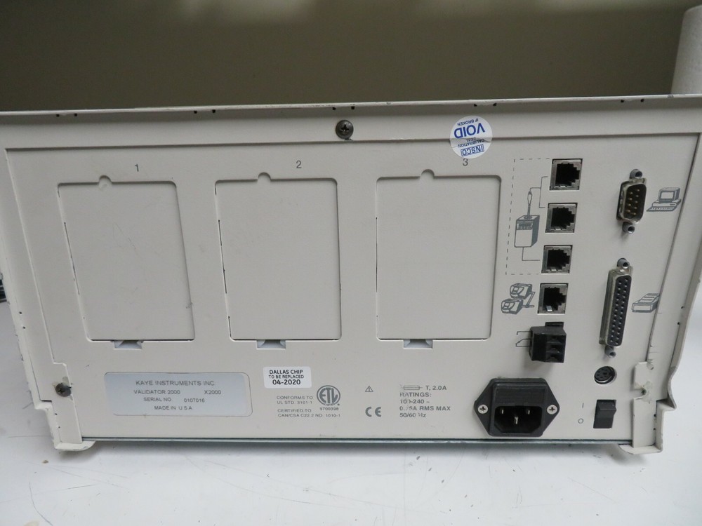 Kaye Instruments Validator Model 2000 X2000 - Dent on back of unit - OA37