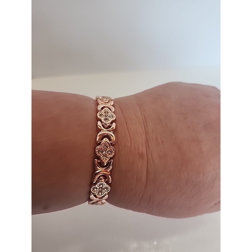 Magnet Braclet Rose Colored Camelia Paris