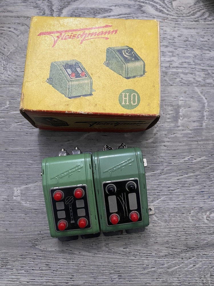 Fleischmann 517 /516 HO Scale Uncoupling Controller Switches