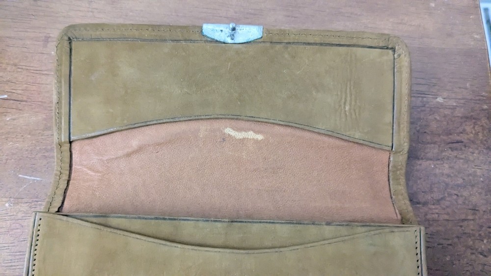 Antique Tan Suede Wallet Ca. 1920.