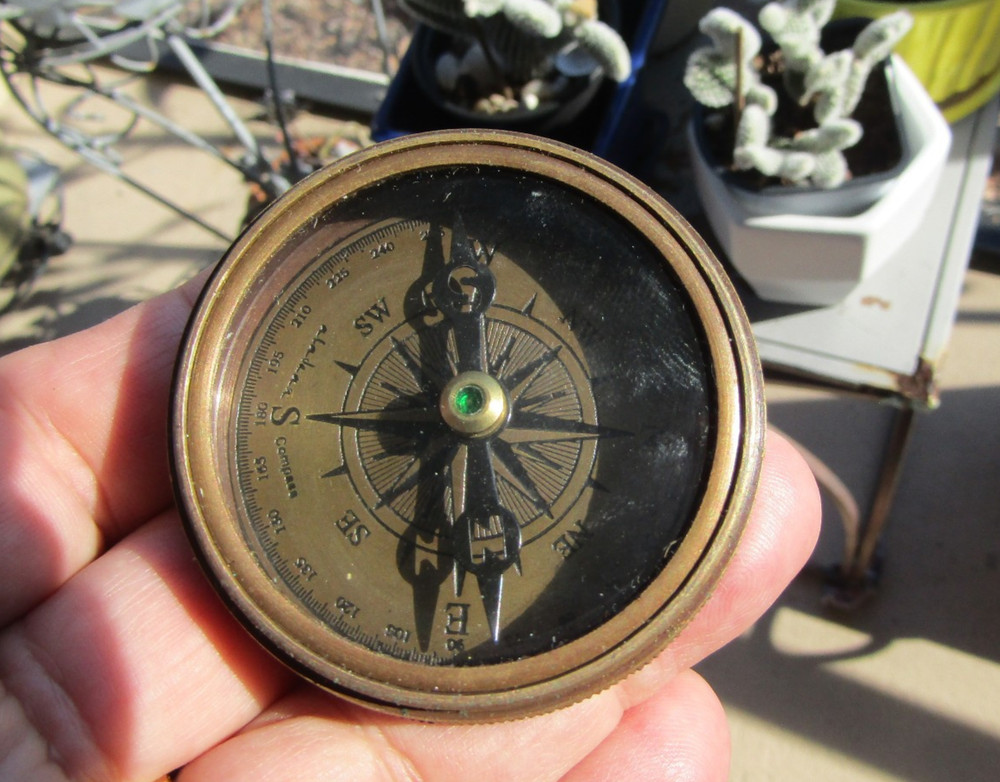 Aladean 2" Brass Face Compass With Leather Case Working