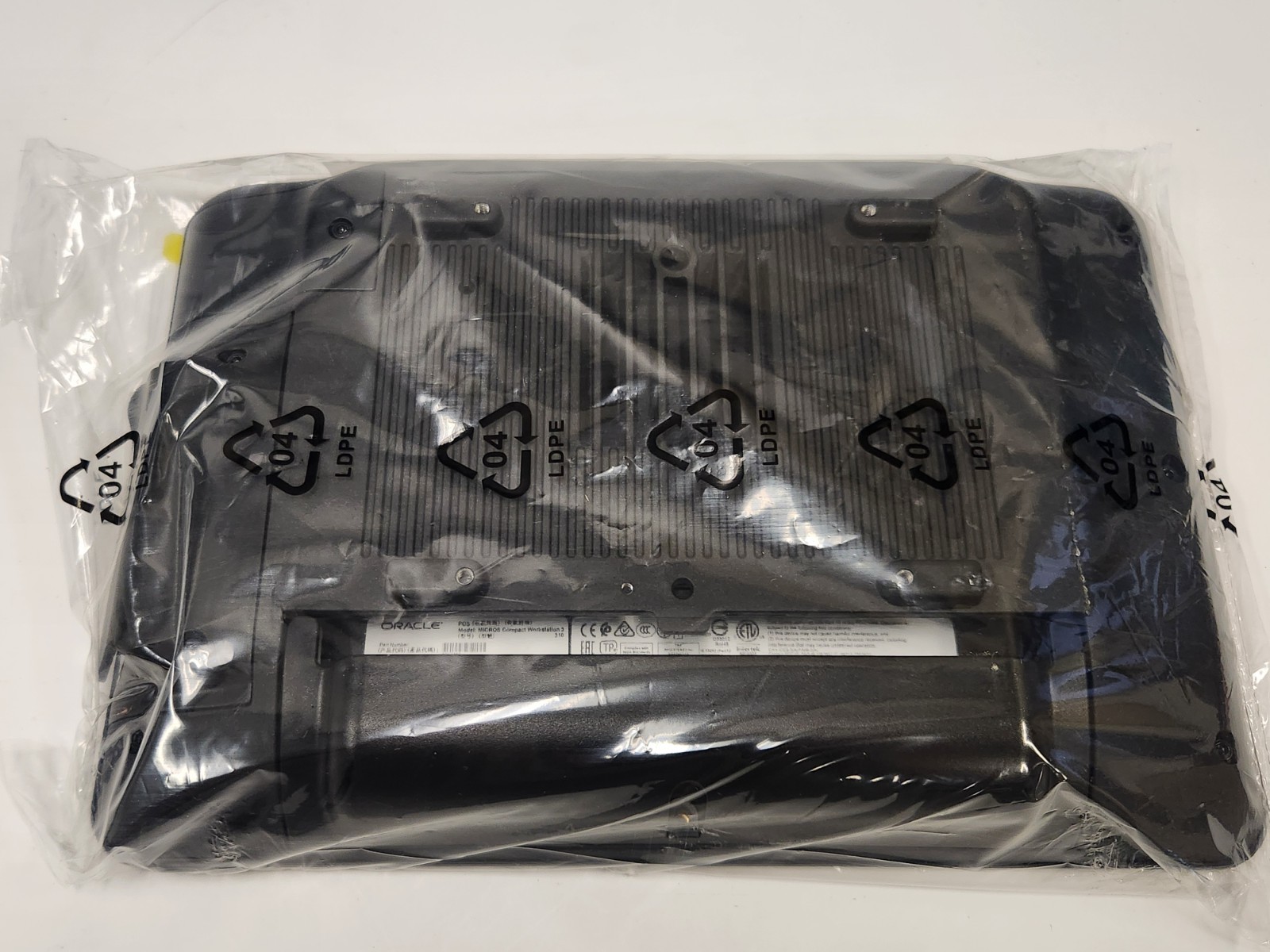 Oracle Micros Compact POS Workstation 3 10" Atom E3930 4GB RAM 64GB NEW OPEN BOX