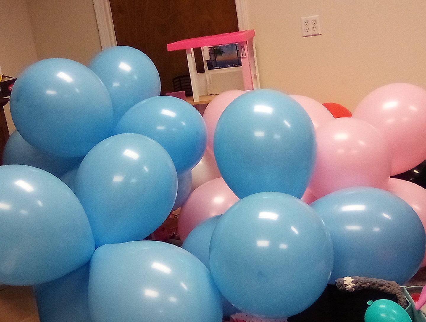 Qualatex Pink & Blue 16"(50) Great 4 Decorating 2nd's some have Slight Color Run