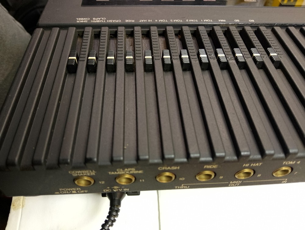 Yamaha RX5 Drum Machine With ROM Cartridge Working Tested Condition