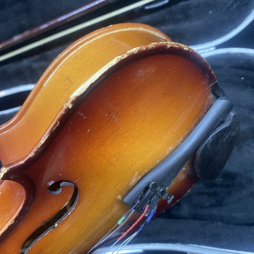 Leon Aubert Model 888 1/4 Violin With Case Bow Needs Repair /Strings. AS IS