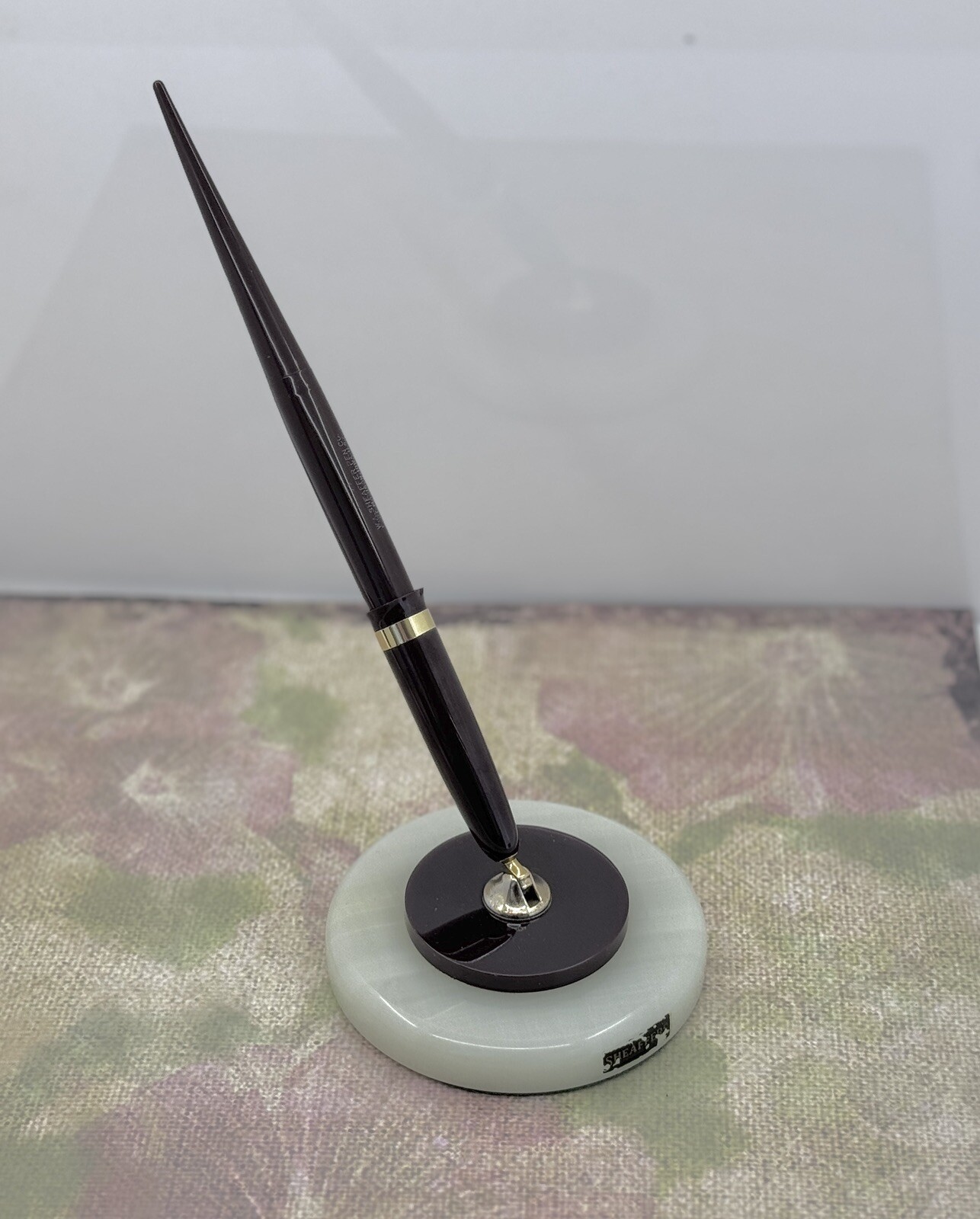 Sheaffer Touchdown TM Desk Set, 14k Med. Feather Touch 5 Nib