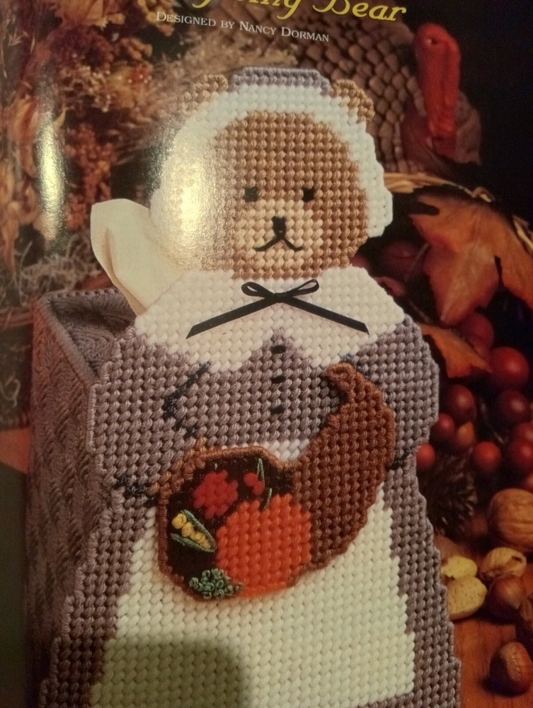 Holiday Christmas Decor Plastic Canvas Pattern Book Halloween Easter St Patrick