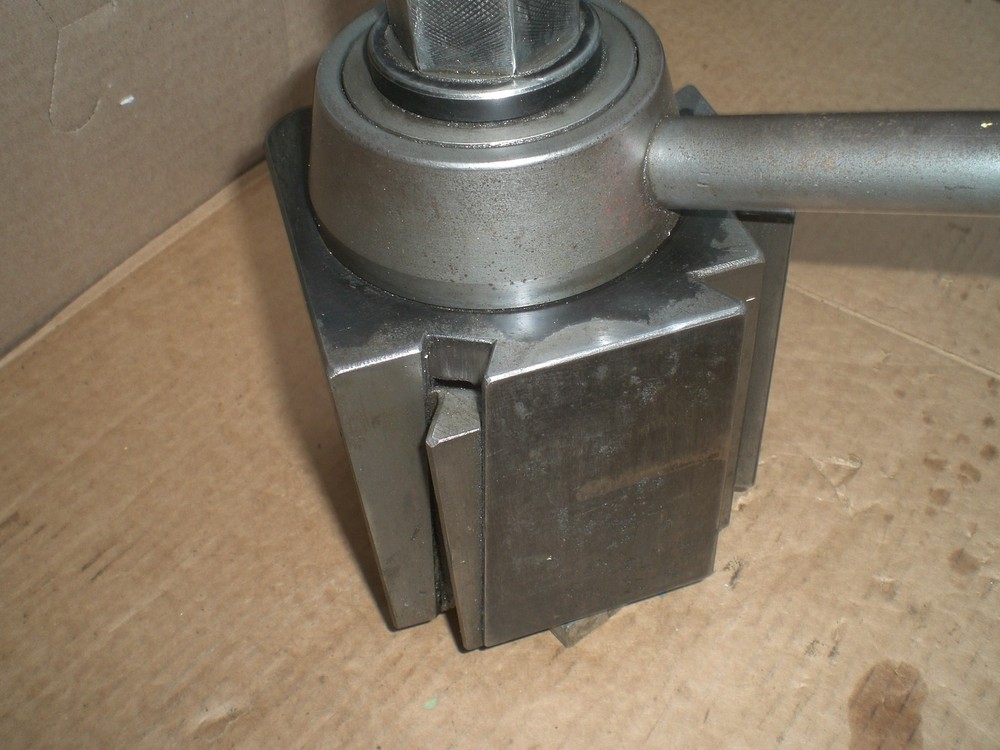 Genuine Aloris DA tool post