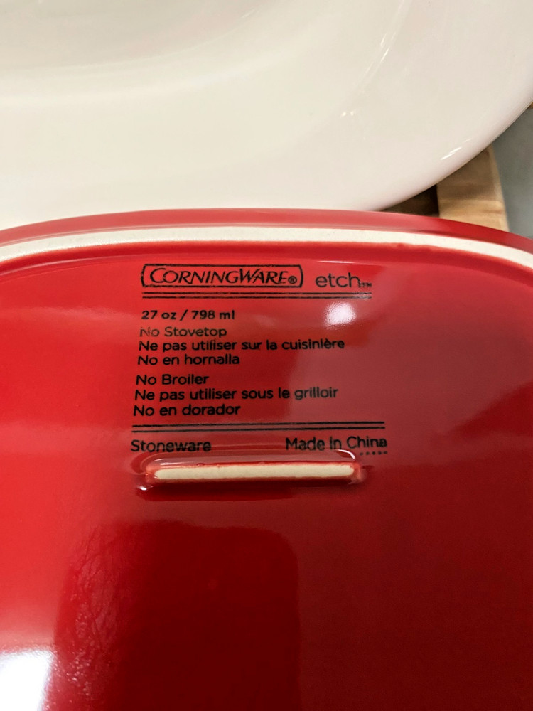 Red CorningWare Etch Casserole Baking Dishes Set EUC