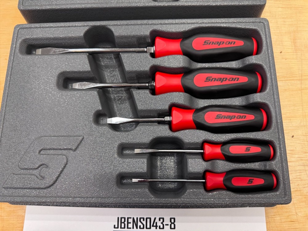 Snap-on Tools NEW 10pc RED Soft Grip Phillips & Flat Head Screwdriver Sets