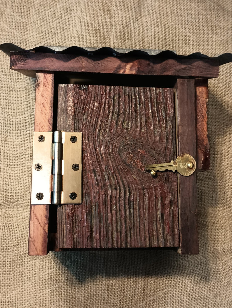 Rustic BIRDHOUSE made using salvaged and recycled material