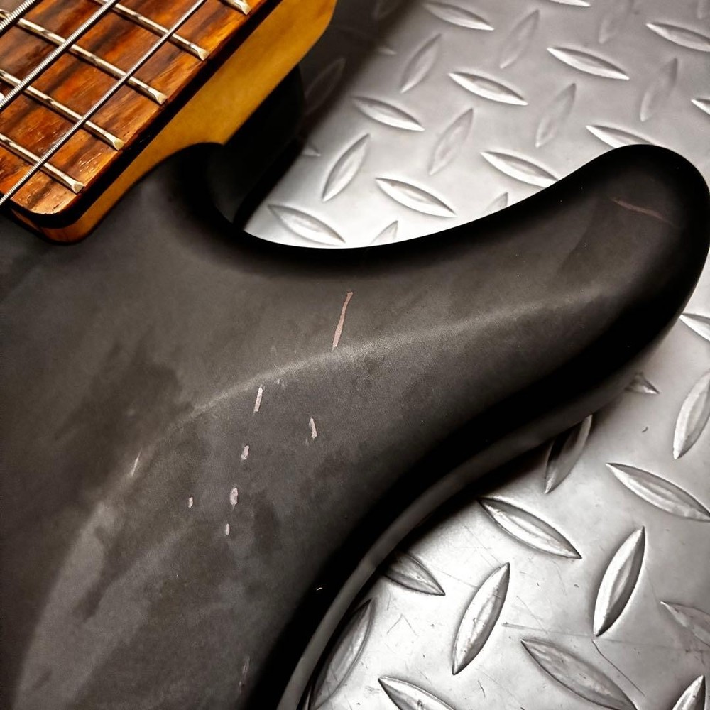 Equipped With Passive Active Switching Function Yamaha Trbx504 Black