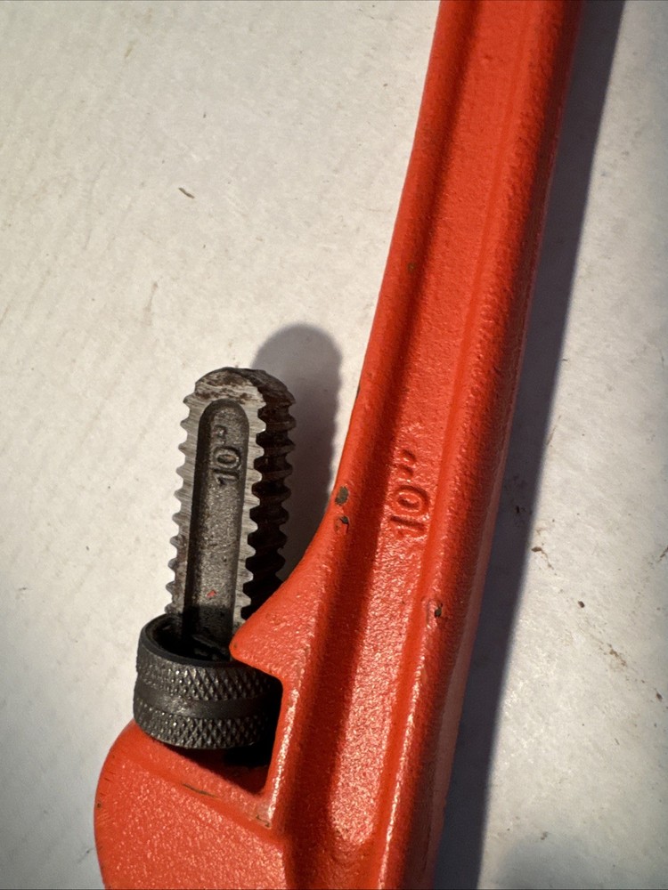 10" Pipe Wrench Cast Iron HEAVY NICE ORANGE Pittsburgh