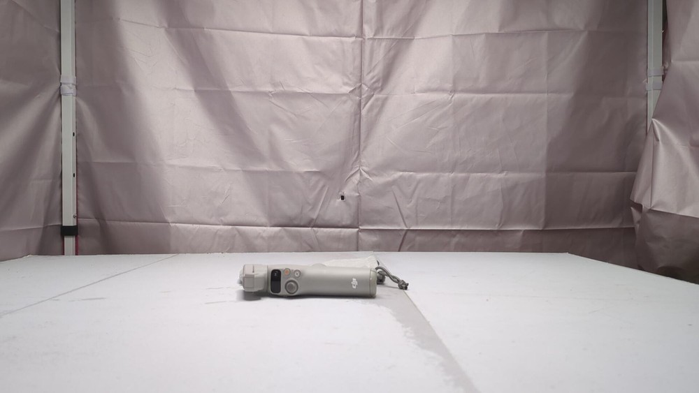 *PROBLEM* Dji Osmo Mobile 7 Gimbal Stabilizer For Iphone, Android, Built-in