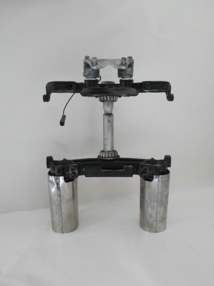 TRIPLE TREE FOR LATE MODEL DRESSER