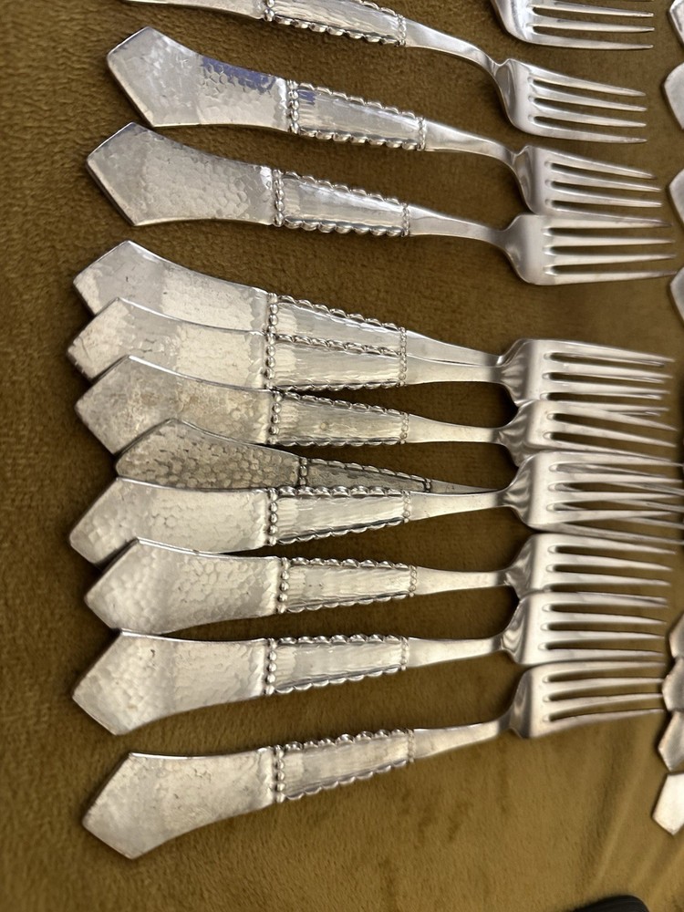 (60) Pieces DFA1 (SILVERPLATE)by D. F. A. Hammered, Dots