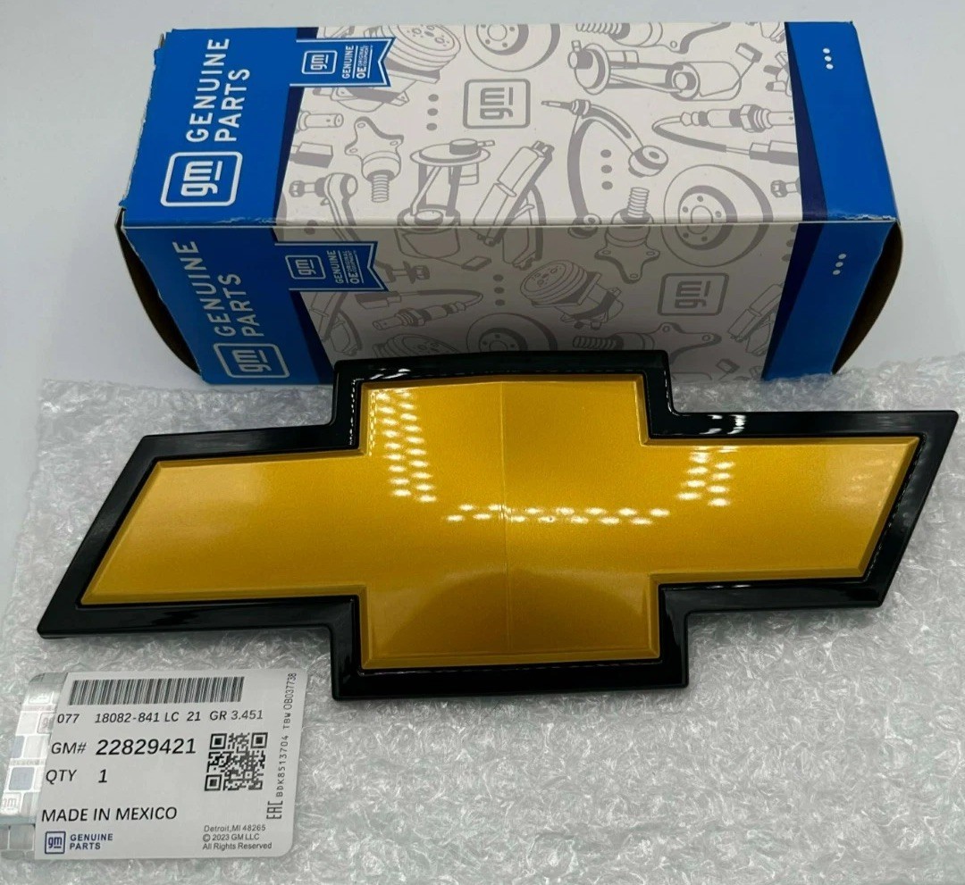 Front Bowtie Emblem Gold Black 2007-13 Silverado 1500 & 2007-2010 2500HD 3500HD