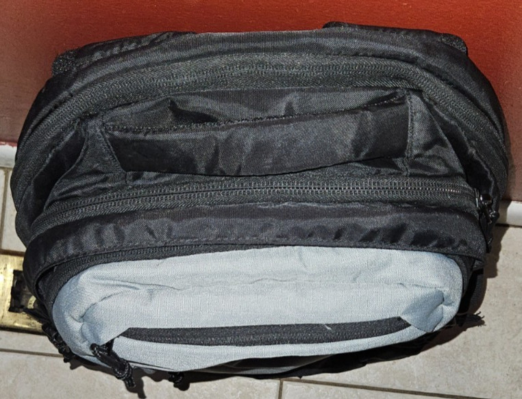 fitness PERFORM BETTER ! BACKPACK gray / black