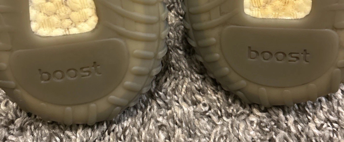 Size 7.5 -(Women’s Size 9) Adidas Yeezy Boost 350 V2 ‘Low Beluga 2.0’