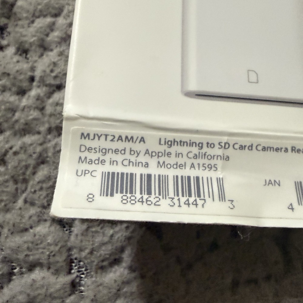 Genuine Apple Lightning to SD Card Camera Reader White Model A1595 Authentic