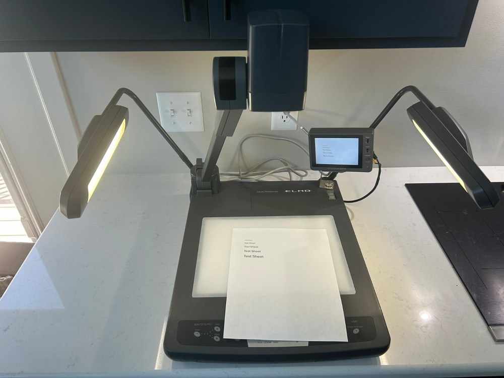 ELMO HV-5100XG Document Camera Visual Presenter w/ TFT/LCD Screen Remote Tested