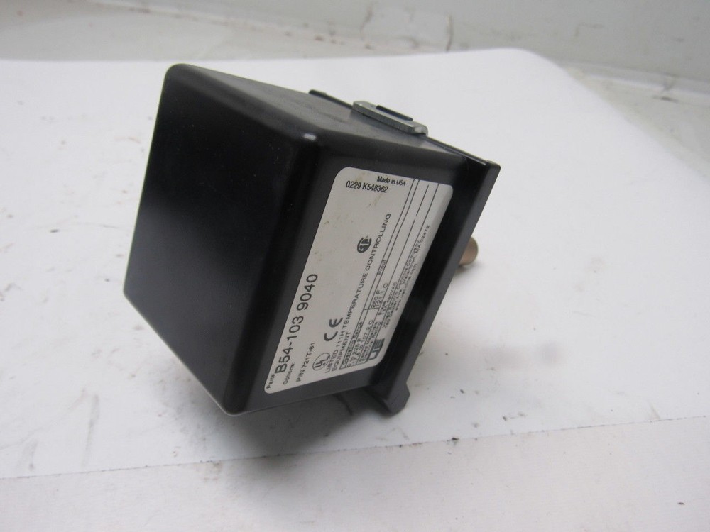 United Electric Controls 721T-81 Temperature Control