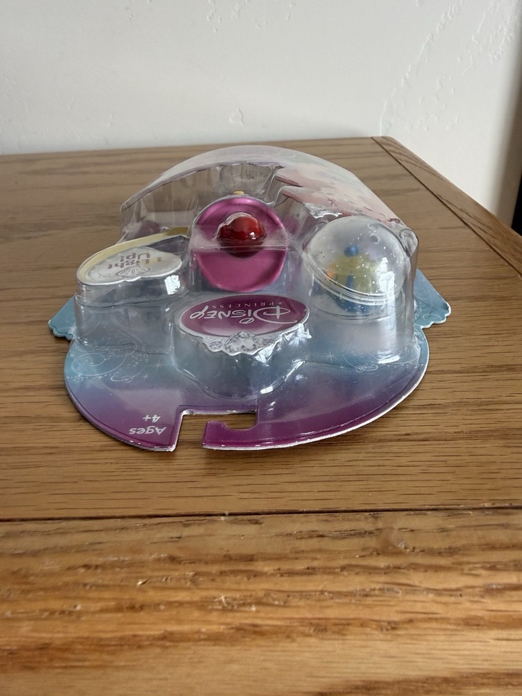 Squinkies Arial Light Up Ring 2010