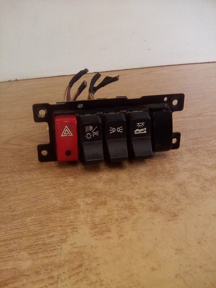 2015 Kenworth T680 Dash Switch Panel