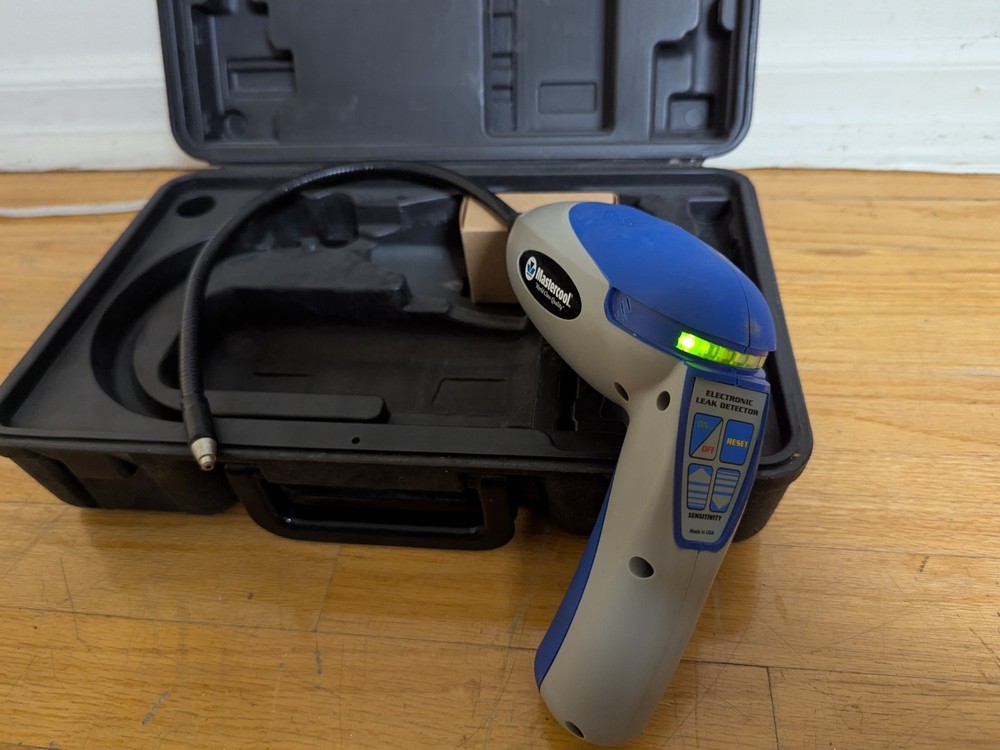 Mastercool Electronic Leak Detector - 55100