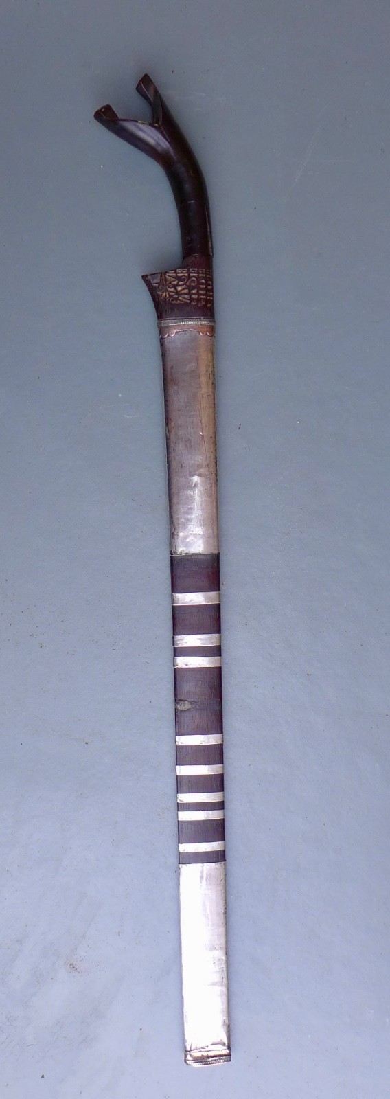 Nice and good Quality Karo Batak sword Indonesia Sumatra 19th. century no mandau