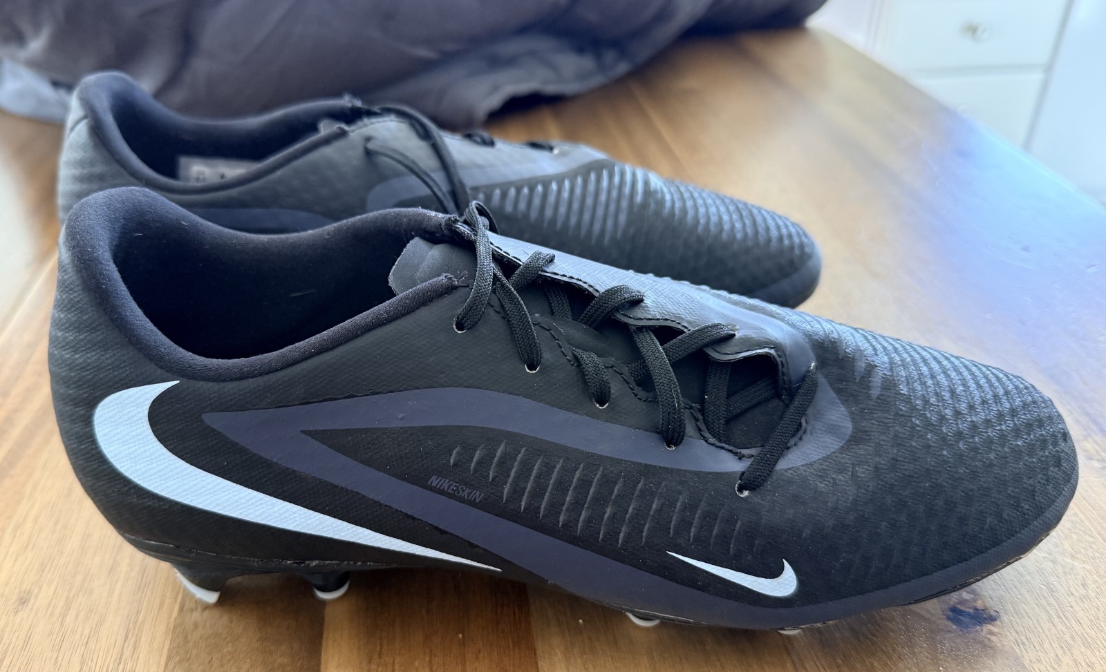 Nike Phantom 6 Low Academy FG/MG Soccer Shoes HJ4564-003 Football Cleats Size 8.