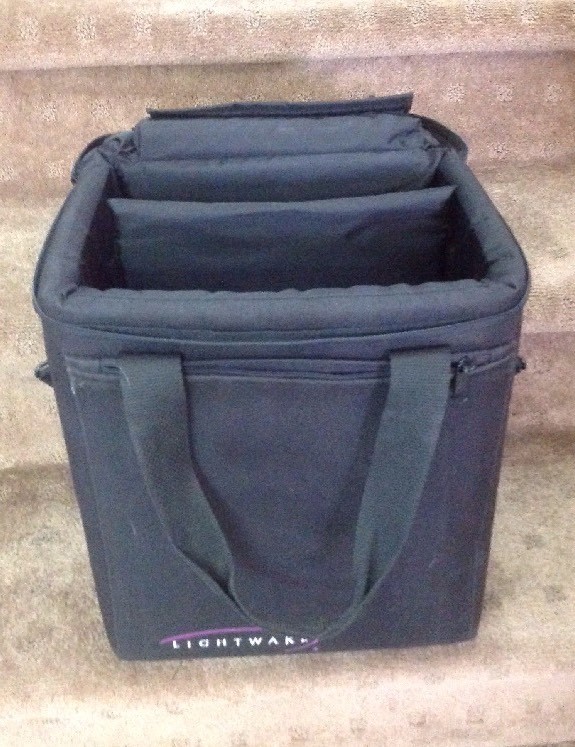 Stroboframe 225 Professional Flash Bracket w/ Diffusalite II & Pro Padded Case