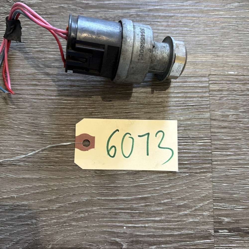 International Ignition Switch NO Key - P/N: 3545580C1