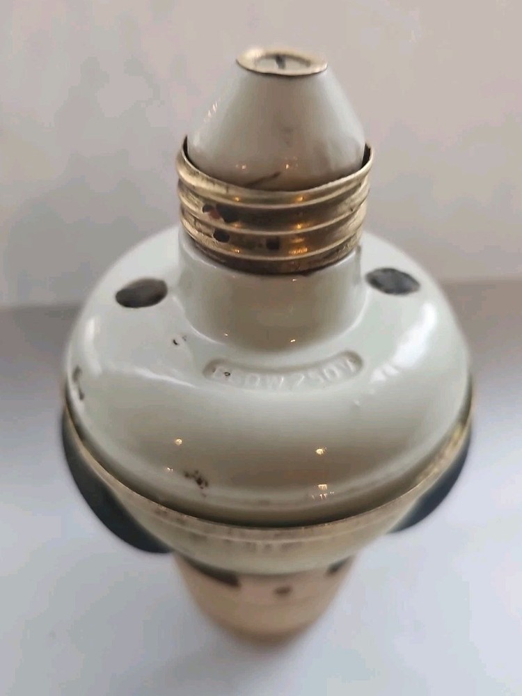 1908 Benjamin porcelain and brass double bulb socket adapter