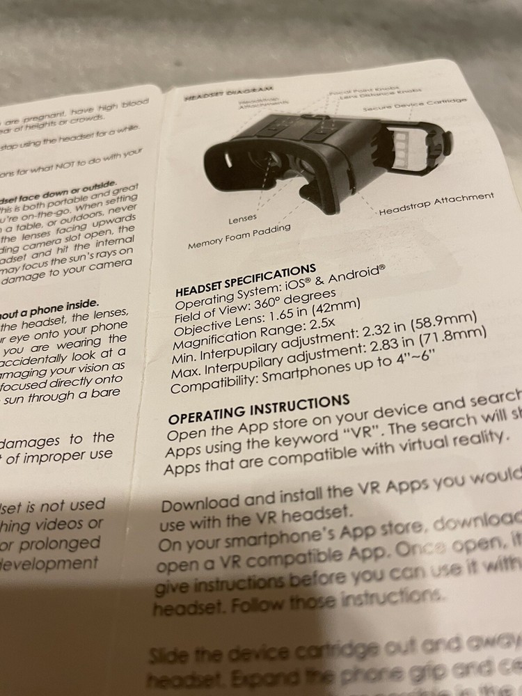 Virtual reality headset. Vibe E Ssential