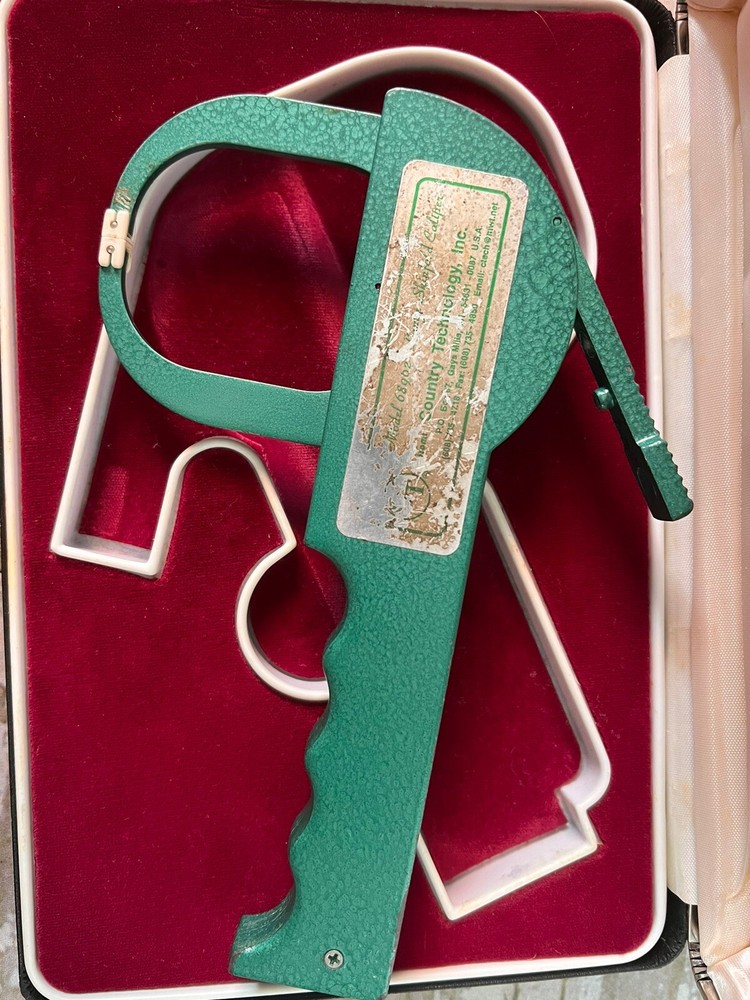 LANGE SKINFOLD CALIPER in Storage Case
