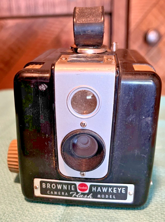 Brownie Hawkeye Camera Flash Model Kodak Untested as Is
